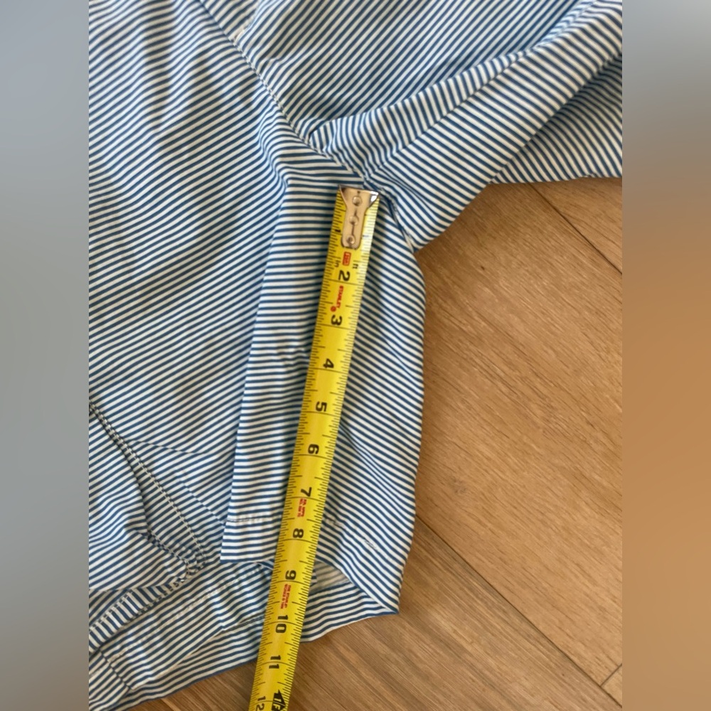 Tommy Bahama striped white and blue shorts - size 34 - Picture 4 of 7